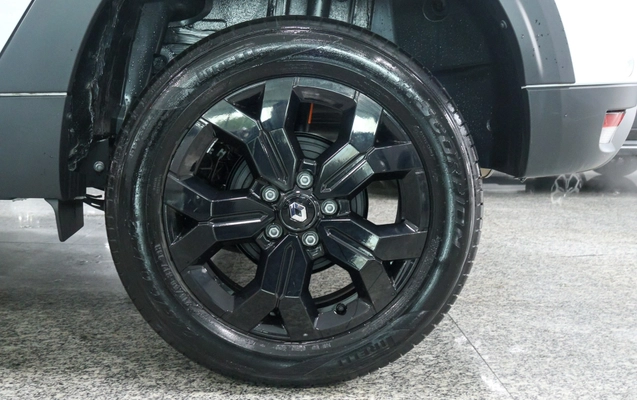 imagem-https://www.socarrao.com.br/sc-vehicle-images-prod/3569007/1788535599363-ee42104d-4a91-435e-9f60-ff67d4c455c9.jpg