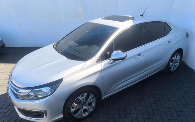 imagem-https://www.socarrao.com.br/sc-vehicle-images-prod/3569074/1789416641405-8437772_10_B_976f7b2fff.jpeg