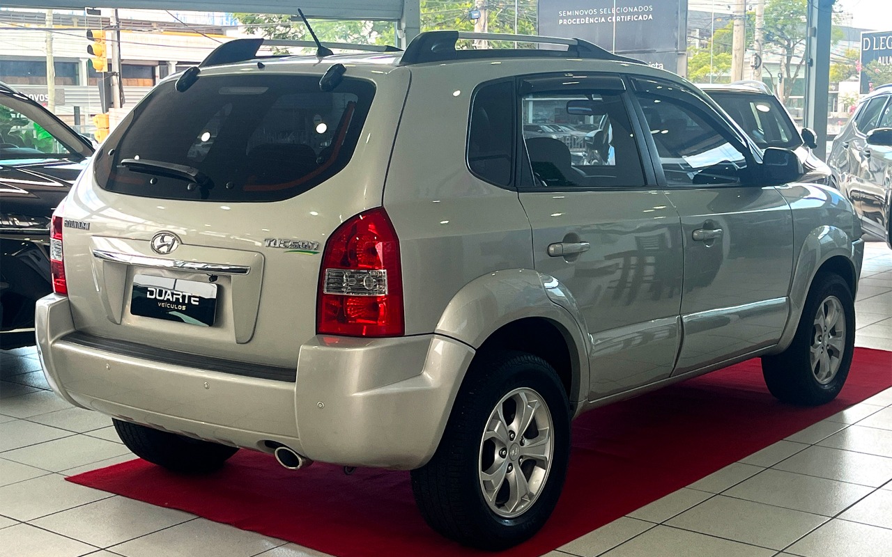 imagem-https://www.socarrao.com.br/sc-vehicle-images-prod/3569296/1788274100681-MDA4LmpwZw.jpg