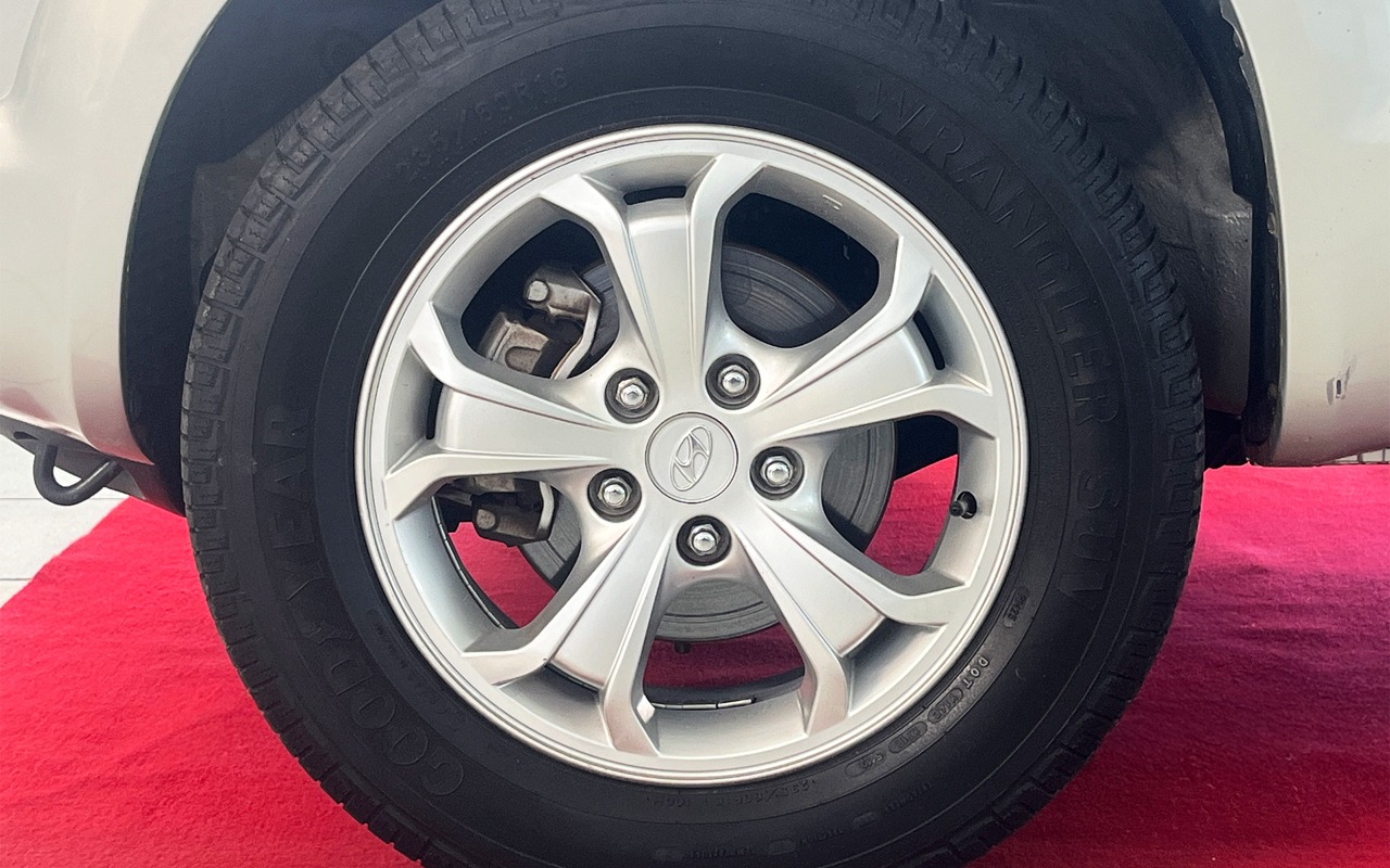 imagem-https://www.socarrao.com.br/sc-vehicle-images-prod/3569296/1788274100758-MDA5LmpwZw.jpg