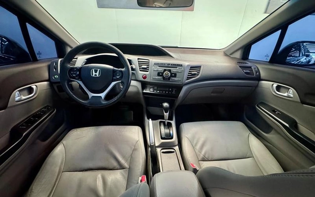 imagem-https://www.socarrao.com.br/sc-vehicle-images-prod/3569608/1789139849262-8378904_12_B_e24fac5b13.jpeg