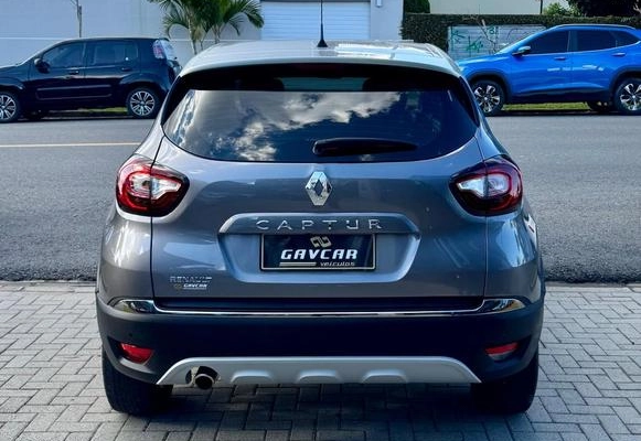 imagem-https://www.socarrao.com.br/sc-vehicle-images-prod/3569698/1789415898996-8400158_5_B_1b41b9c216.jpeg