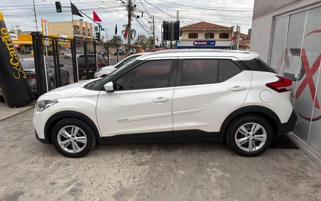 imagem-https://www.socarrao.com.br/sc-vehicle-images-prod/3569705/1788982431641-8437989_14_B_1a918aac97.jpeg