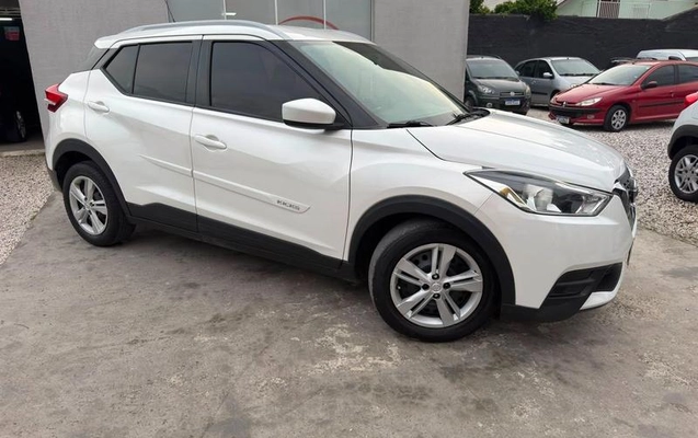 imagem-https://www.socarrao.com.br/sc-vehicle-images-prod/3569705/1788982431646-8437989_15_B_02081f0bf6.jpeg