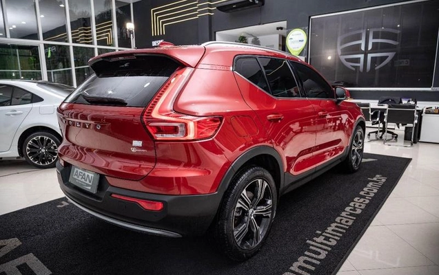 imagem-https://www.socarrao.com.br/sc-vehicle-images-prod/3569813/1788288544159-8435735_17_B_c66ca541b9.jpeg