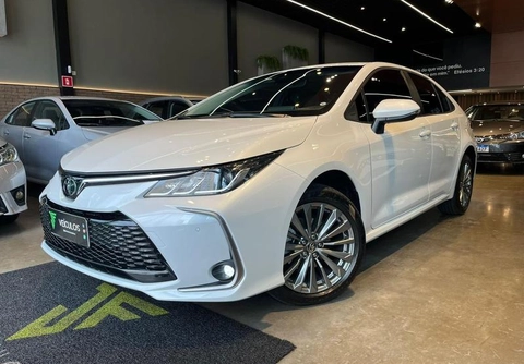 Toyota Corolla 2024 Branco — foto 1 de 3