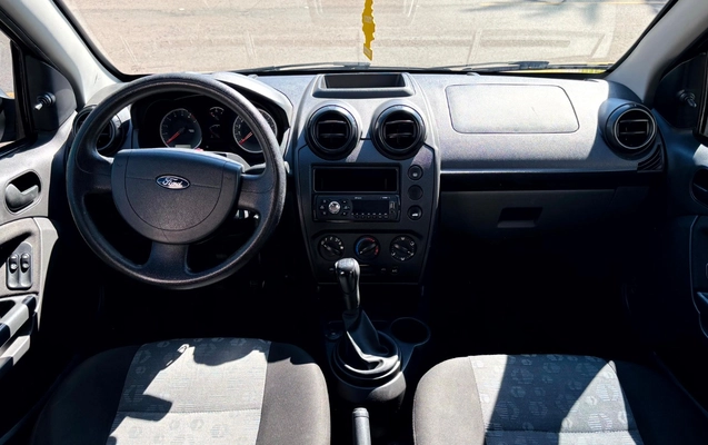 imagem-https://www.socarrao.com.br/sc-vehicle-images-prod/3570408/1788277985034-SU1HXzI0MDQuanBn.jpg