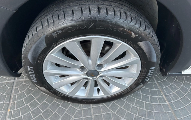 imagem-https://www.socarrao.com.br/sc-vehicle-images-prod/3570466/1788277356619-179da915b63e4a09a950eff73fbf1b75_1788275879024.jpg