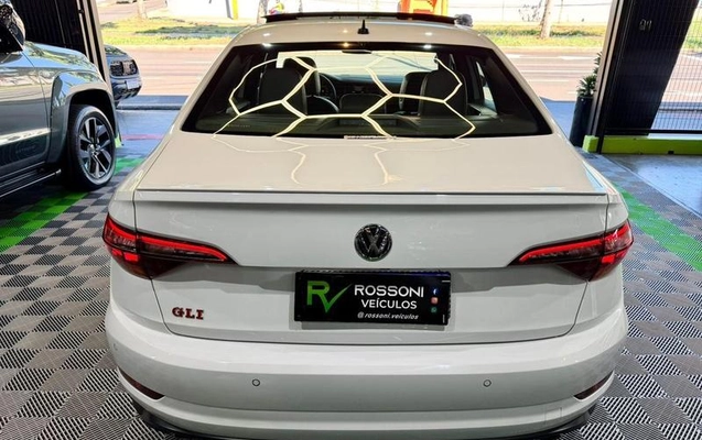 imagem-https://www.socarrao.com.br/sc-vehicle-images-prod/3570744/1788440186640-8436557_11_B_9cc30a7051.jpeg