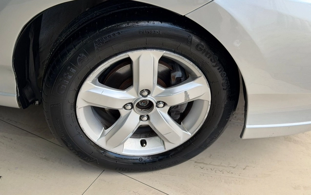 imagem-https://www.socarrao.com.br/sc-vehicle-images-prod/3570845/1788278383974-003_2c8fd5cda289a2ed50edca452e333f27.jpeg