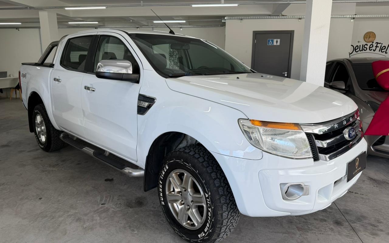 imagem-https://www.socarrao.com.br/sc-vehicle-images-prod/3571073/1788278815452-MDQwNjViNjEtNTMxOC00Y2EyLTg5N2EtMjk5ODkxOGNhYjRkLmpmaWY.jfif