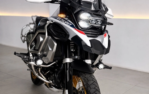 imagem-https://www.socarrao.com.br/sc-vehicle-images-prod/3571083/1789069607680-8433184_3_B_3b32456d75.png