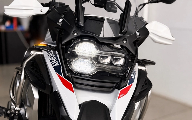 imagem-https://www.socarrao.com.br/sc-vehicle-images-prod/3571083/1789069607685-8433184_4_B_9b0801a2ad.png