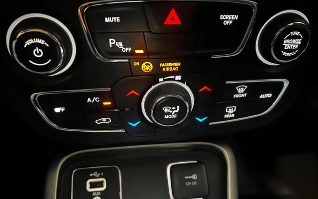 imagem-https://www.socarrao.com.br/sc-vehicle-images-prod/3571316/1789237088660-8376589_6_B_879245685e.jpeg
