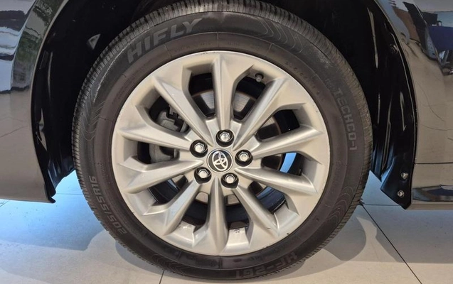 imagem-https://www.socarrao.com.br/sc-vehicle-images-prod/3571351/1788441944399-8438782_13_B_e3566db033.jpeg