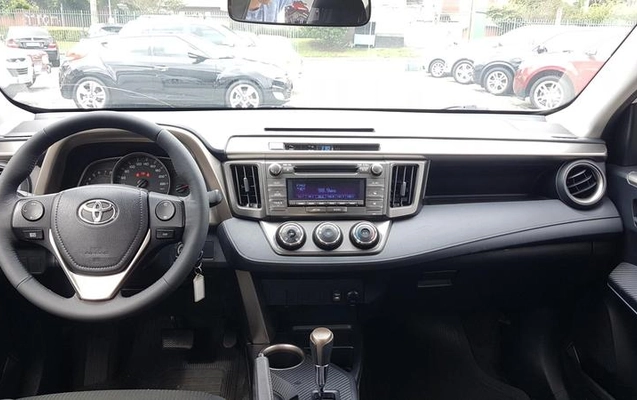 imagem-https://www.socarrao.com.br/sc-vehicle-images-prod/3571562/1789399372194-8438804_13_B_6a8f9e947b.jpeg