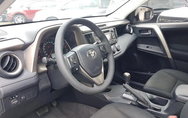 imagem-https://www.socarrao.com.br/sc-vehicle-images-prod/3571562/1789399372196-8438804_7_B_c7b2f7d360.jpeg