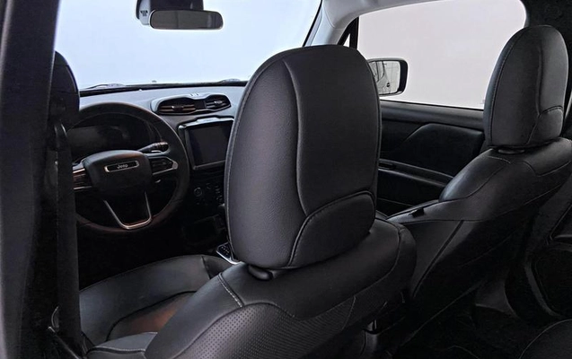 imagem-https://www.socarrao.com.br/sc-vehicle-images-prod/3571715/1788463625966-8425843_12_B_5f66425654.jpeg