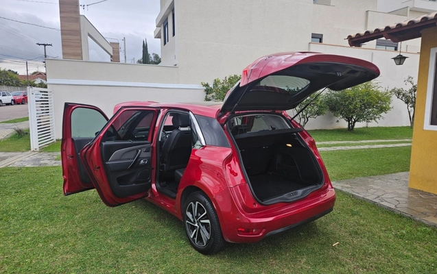 imagem-https://www.socarrao.com.br/sc-vehicle-images-prod/3571783/1788280900651-13_105719.jpg