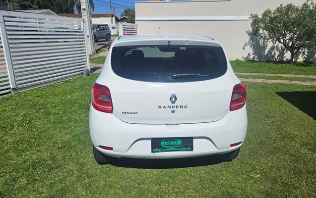 imagem-https://www.socarrao.com.br/sc-vehicle-images-prod/3571850/1788281173863-6_104953.jpg