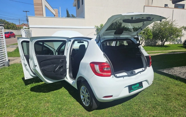 imagem-https://www.socarrao.com.br/sc-vehicle-images-prod/3571850/1788281173869-13_104953.jpg