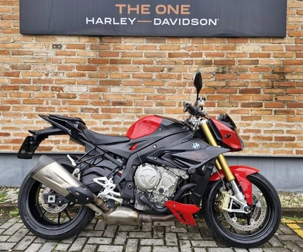 BMW S 1000 R 2017 Vermelho — foto 1 de 3