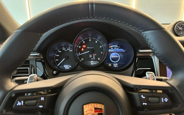 imagem-https://www.socarrao.com.br/sc-vehicle-images-prod/3572057/1788898714343-8433766_6_B_68711ca9bb.jpeg
