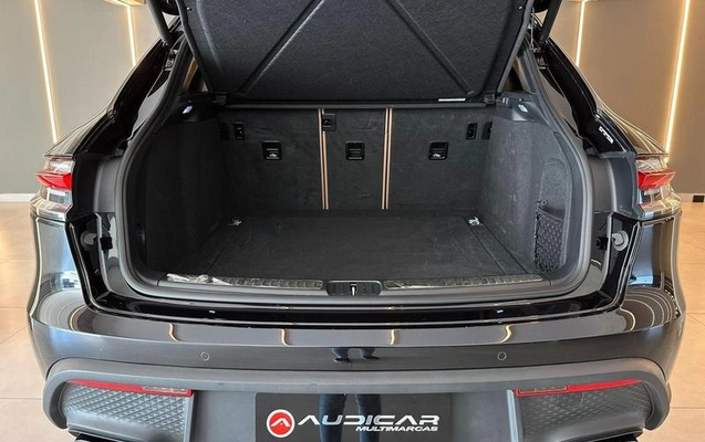 imagem-https://www.socarrao.com.br/sc-vehicle-images-prod/3572057/1788898714353-8433766_12_B_3938f8ea6a.jpeg