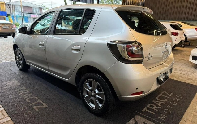 imagem-https://www.socarrao.com.br/sc-vehicle-images-prod/3572139/1788281844490-8438899_6_B_7c6f22f1cd.jpeg