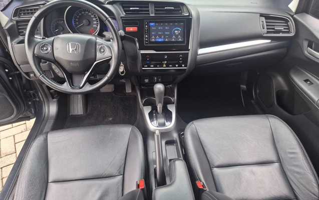 imagem-https://www.socarrao.com.br/sc-vehicle-images-prod/3572508/1788283071042-2_125510.jpg