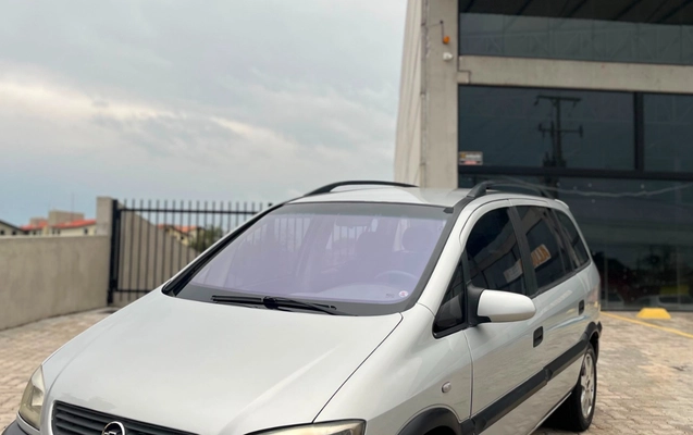 imagem-https://www.socarrao.com.br/sc-vehicle-images-prod/3572509/1788283078651-V2hhdHNBcHAgSW1hZ2UgMjAyNi0wOS0wMSBhdCAxMC4wOC40Ni5qcGVn.jpeg