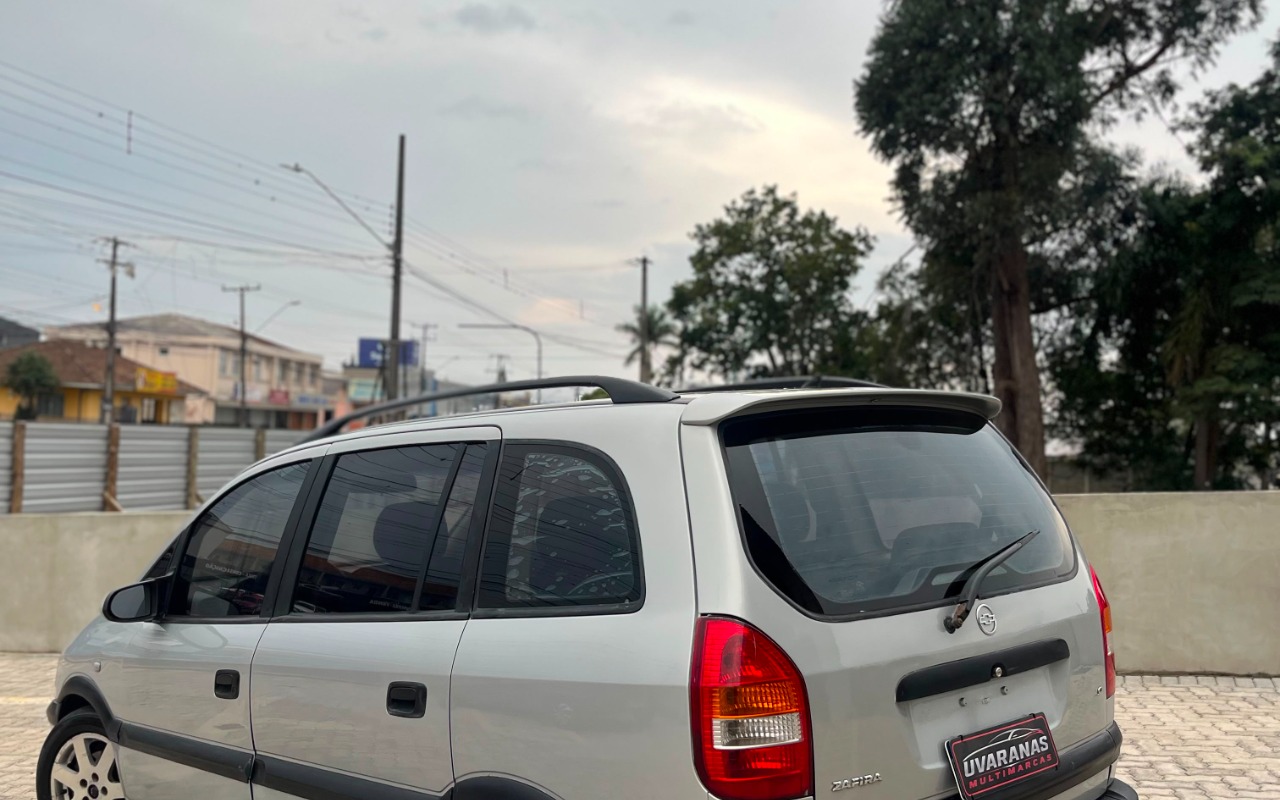 imagem-https://www.socarrao.com.br/sc-vehicle-images-prod/3572509/1788283078917-V2hhdHNBcHAgSW1hZ2UgMjAyNi0wOS0wMSBhdCAxMC4wOC40OCAoMSkuanBlZw.jpeg