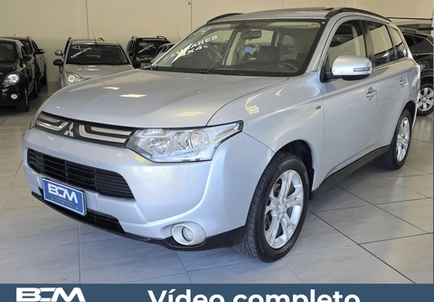 Mitsubishi OUTLANDER 3.0/ GT 3.0 V6 Aut. 2014 Prata — foto 1 de 3