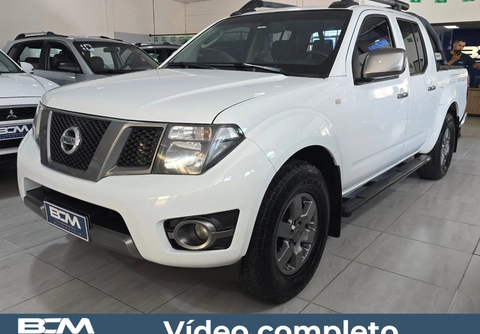 Nissan Frontier 2016 Branco — foto 1 de 3