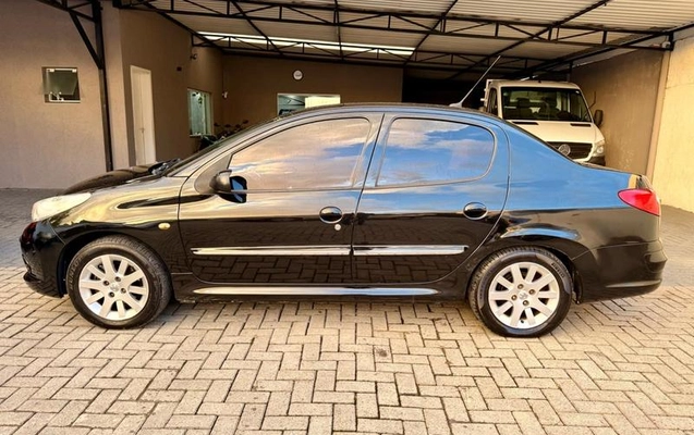 imagem-https://www.socarrao.com.br/sc-vehicle-images-prod/3572753/1788990826213-8377309_6_B_d2400854ff.jpeg