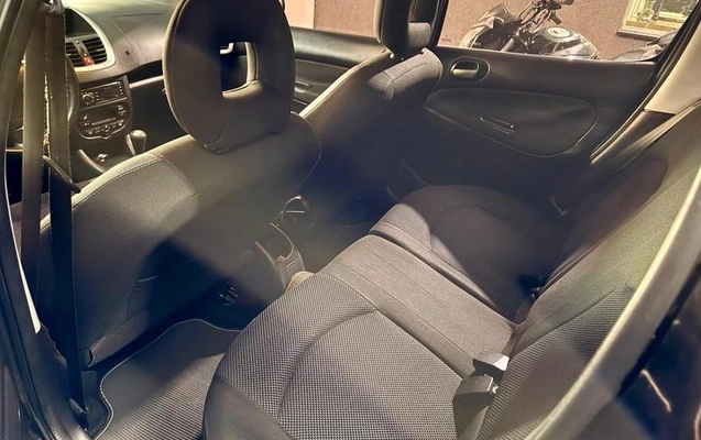 imagem-https://www.socarrao.com.br/sc-vehicle-images-prod/3572753/1788990826223-8377309_13_B_26f9ce8e82.jpeg
