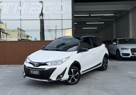 Toyota Yaris 2022 Branco — foto 1 de 3