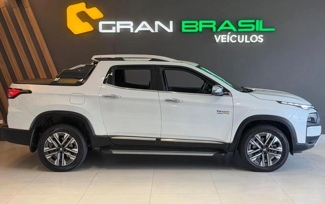 imagem-https://www.socarrao.com.br/sc-vehicle-images-prod/3572867/1788286980028-8439071_0_B_96b9523df3.jpeg