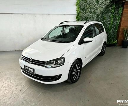 Volkswagen SpaceFox 2013 Branco — foto 1 de 3