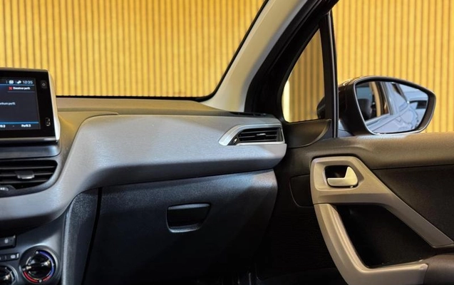 imagem-https://www.socarrao.com.br/sc-vehicle-images-prod/3573951/1789138829015-8411776_14_B_b5e98e51dd.jpeg