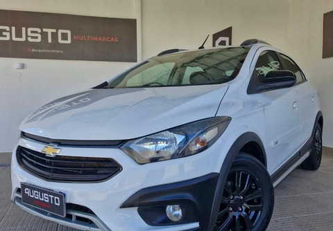 Chevrolet Onix 2018 Branco — foto 1 de 3