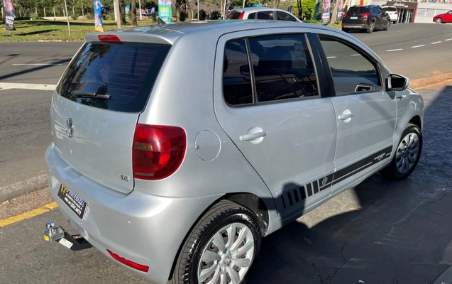 imagem-https://www.socarrao.com.br/sc-vehicle-images-prod/3573966/1788490352912-4nowdAOsYa83Gg49JJhOBLbBNHOEObBD.jpg