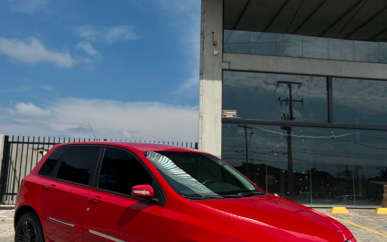 imagem-https://www.socarrao.com.br/sc-vehicle-images-prod/3573971/1788286056504-V2hhdHNBcHAgSW1hZ2UgMjAyNi0wOS0wMSBhdCAxMC4zNC4yMSAoMSkuanBlZw.jpeg
