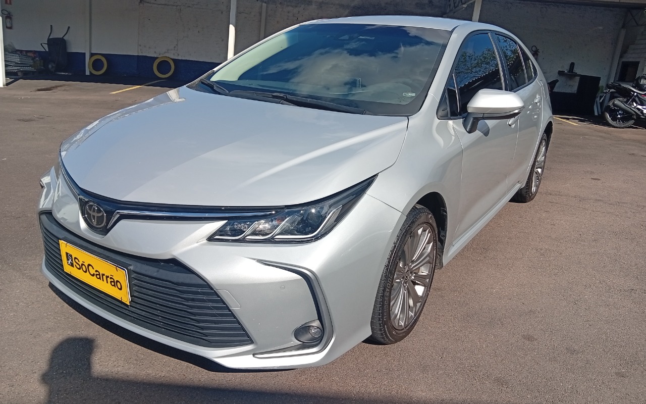 Toyota Corolla XEi 2.0 Flex 16V Aut. na cor Prata em Curitiba / PR - 3573998