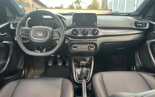 imagem-https://www.socarrao.com.br/sc-vehicle-images-prod/3574109/1788286524841-8439255_8_B_df76f1dcad.jpeg
