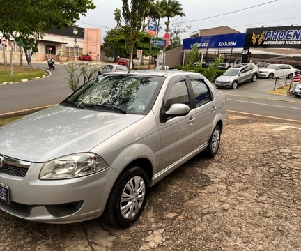 Fiat Siena 2010 Prata — foto 1 de 3
