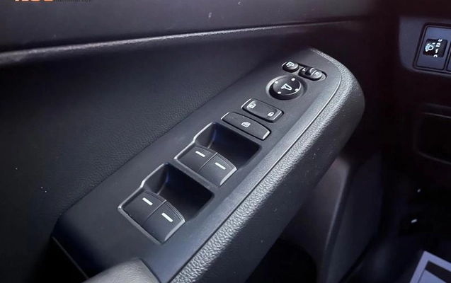imagem-https://www.socarrao.com.br/sc-vehicle-images-prod/3574379/1788287312366-8428647_1_B_7b4570ad54.jpeg