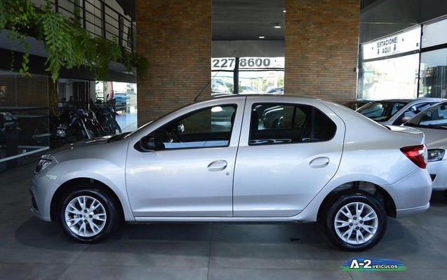 imagem-https://www.socarrao.com.br/sc-vehicle-images-prod/3574567/1788287612228-8439662_7_B_6438570ba4.jpeg