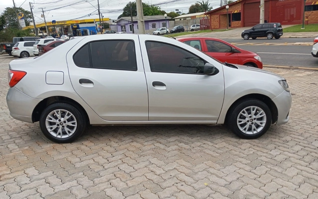 imagem-https://www.socarrao.com.br/sc-vehicle-images-prod/3574583/1788287653695-V2hhdHNBcHAgSW1hZ2UgMjAyNi0wOS0wMSBhdCAxMC40Mi4zNyAoMikuanBlZw.jpeg