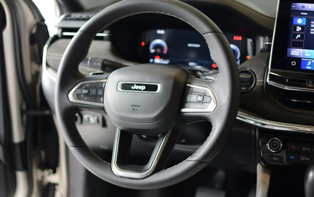 imagem-https://www.socarrao.com.br/sc-vehicle-images-prod/3574656/1789045672841-vehicle_image_1788538034_540c150c43c7be74bdca8f843a1cc0b6.jpeg